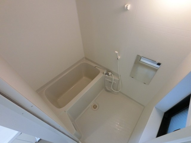 バス・シャワールーム　同タイプ別の部屋の写真です。