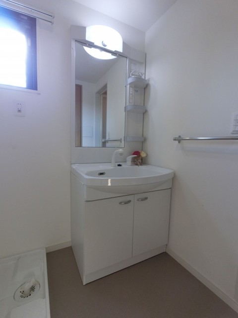 洗面設備　同タイプ別の部屋の写真です。