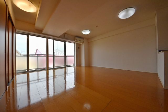 居室・リビング　別部屋参考写真