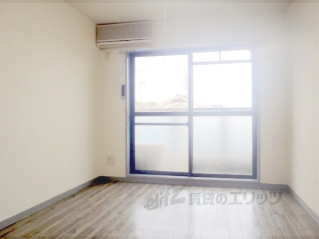 居室・リビング　居室