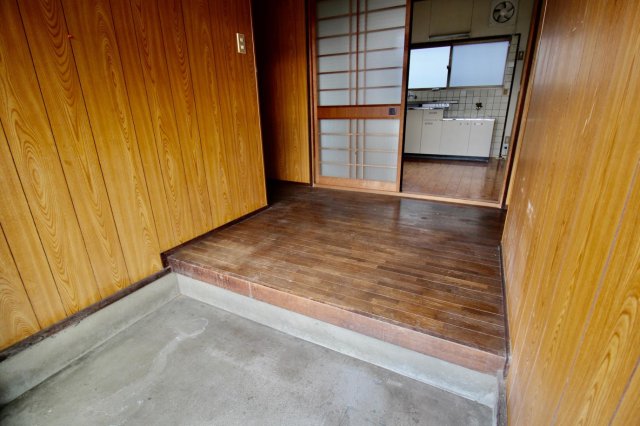 玄関　広々とした玄関です