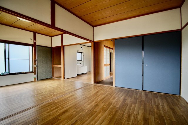 居室・リビング　ふすまを取り払えば広々とした居住スペースになります