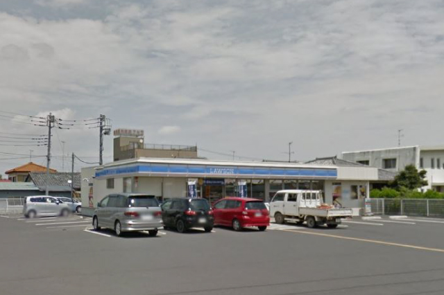 コンビニ　ローソン深谷上野台茶売り通り店（コンビニ）まで440m