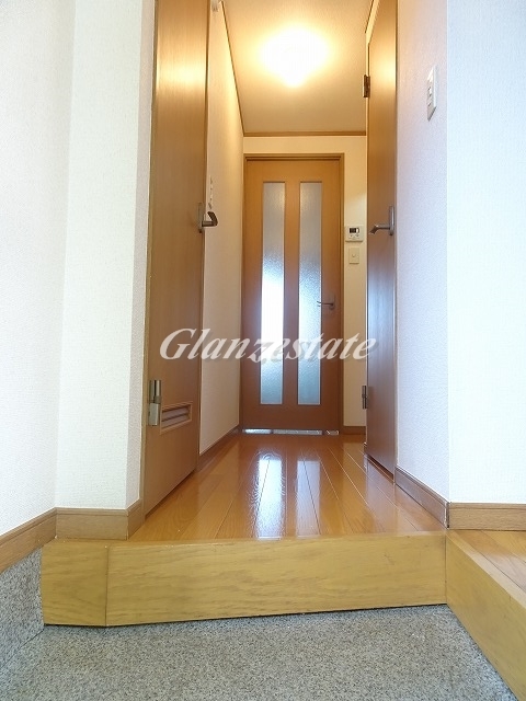 玄関　≪広々とした玄関≫