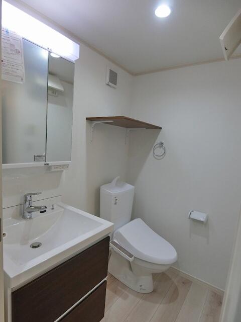 トイレ　ウォシュレット付き！