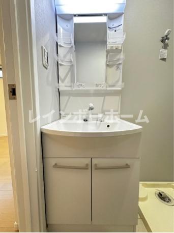 洗面設備　同施工会社の別のお部屋参考写真です。