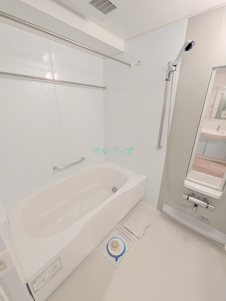 バス・シャワールーム　浴室