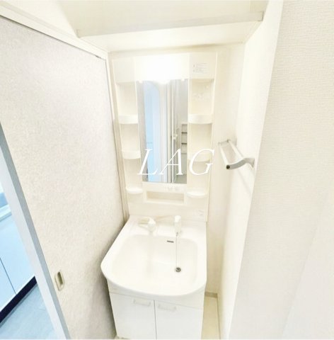 洗面設備　洗面台です。