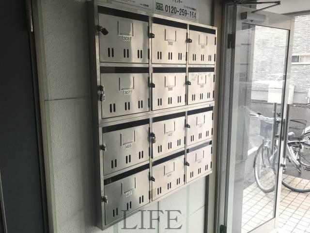 エントランス　郵便受け♪