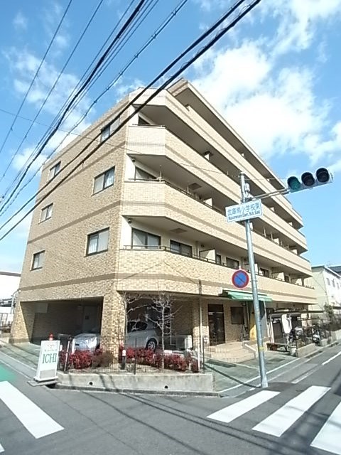 建物外観　きれいな外観です