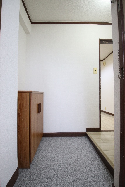 玄関　別室の参考写真です。※現況優先