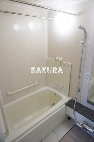 バス・シャワールーム　日々の疲れを癒すお風呂です♪