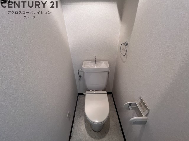 トイレ　シンプルで使いやすいトイレです♪