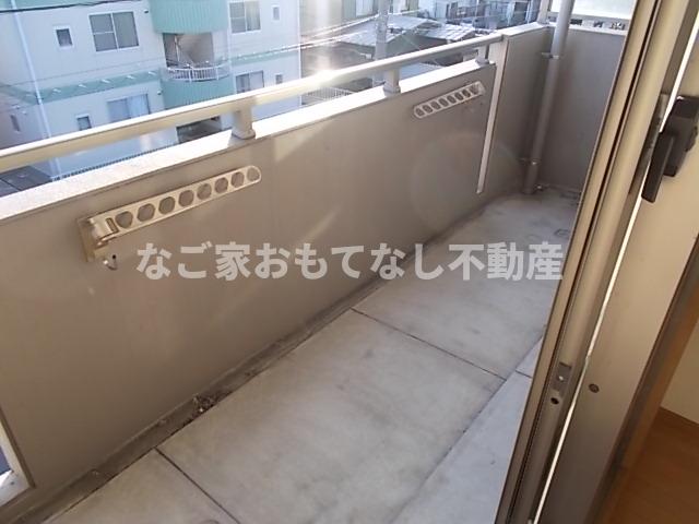 バルコニー　※写真は別号室