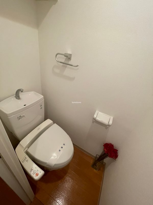 トイレ　落ち着いたトイレです