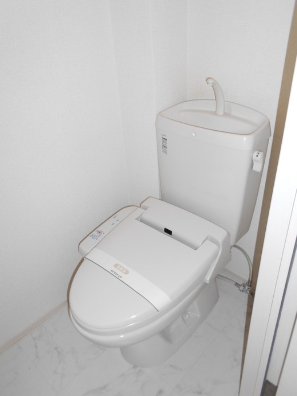 トイレ　図面と現状に相違がある場合には現状を優先