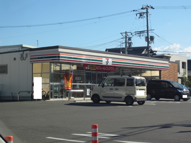 コンビニ　セブンイレブン 岸和田土生町8丁目店（コンビニ）まで127m