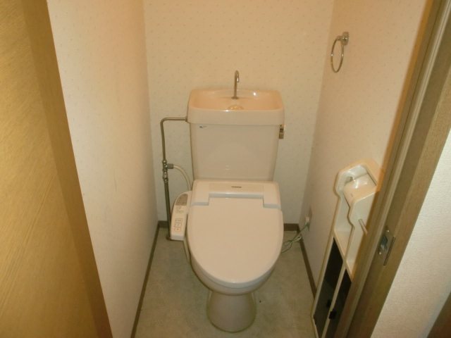 トイレ　反転タイプ