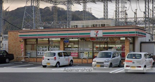 コンビニ　セブン－イレブン広島草津東２丁目店（コンビニ）まで663m