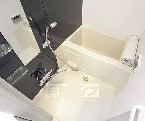 バス・シャワールーム　追炊き機能付きです。