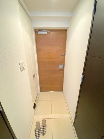 玄関　別号室参考写真です