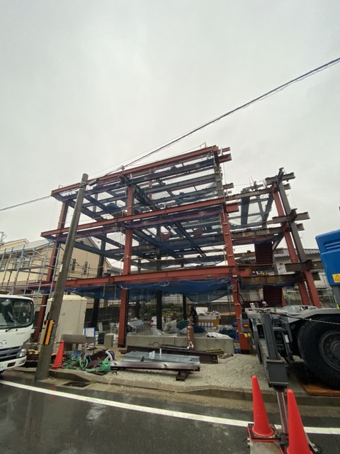 エントランス　建設中