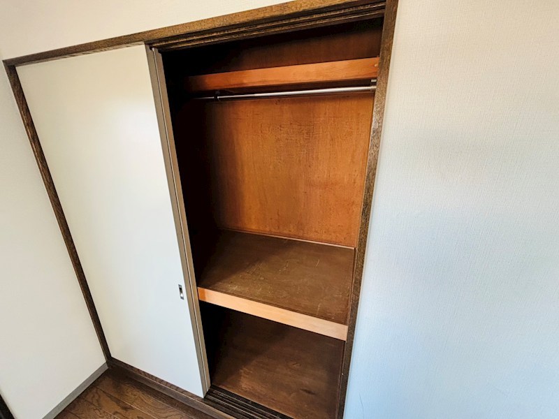 収納　同一物件別部屋写真