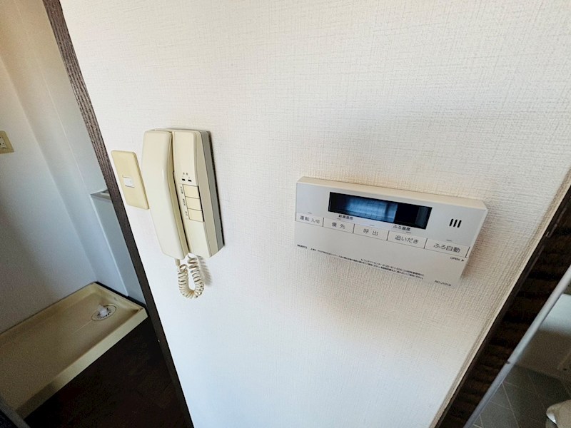 セキュリティ　同一物件別部屋写真
