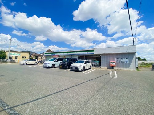 コンビニ　ファミリーマート 練馬大泉町一丁目店（コンビニ）まで236m