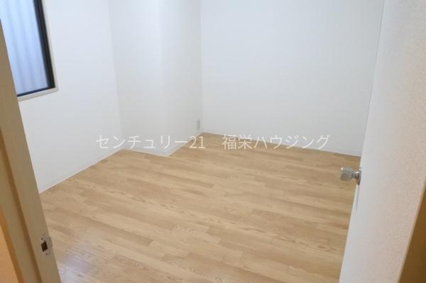 駐車場　屋根付き・月額5400円!!