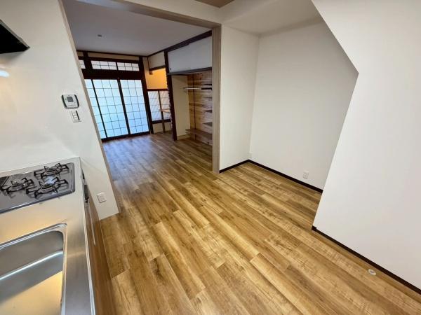 ＪＲ片町線 住道駅 徒歩6分 2階建 築53年の居間写真