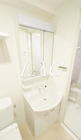 洗面設備　独立洗面台です。