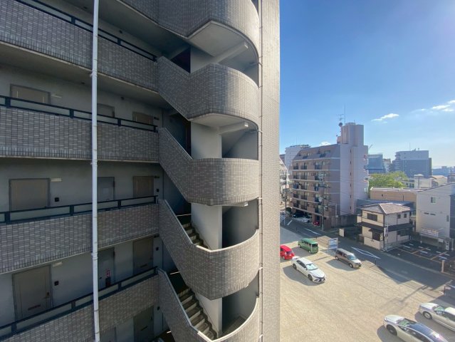 エントランス　GRANDUKE大曽根