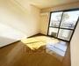 居室・リビング　落ち着いた雰囲気のお部屋です