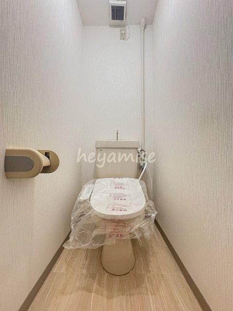 トイレ　写真は別号室