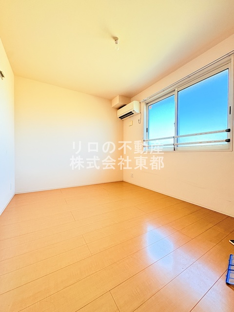 その他部屋・スペース　窓から暖かな日差しが入ります♪
