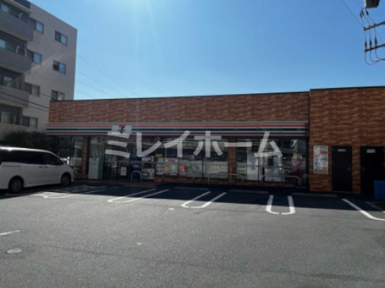 コンビニ　セブンイレブン 大田区大森中2丁目西店（コンビニ）まで158m