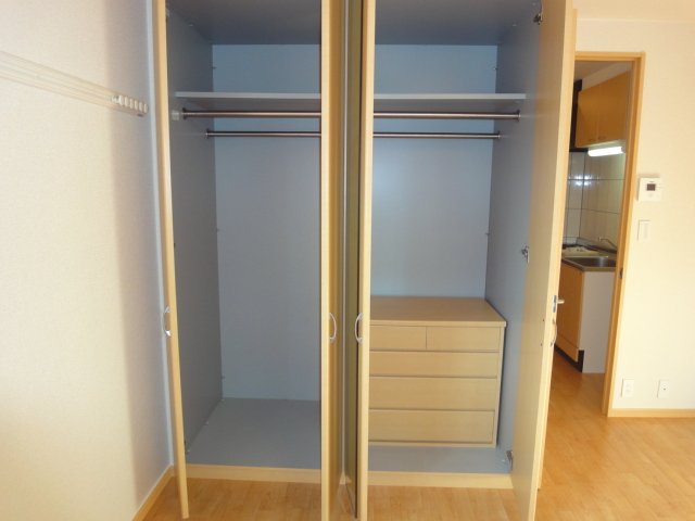 収納　クローゼット
