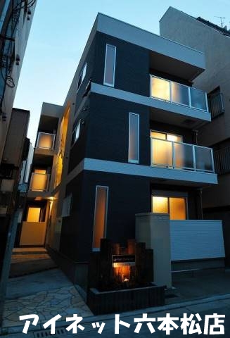 建物外観　人気の角部屋1LDK物件です。