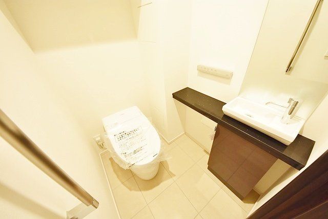 トイレ　お部屋探しは株式会社　タウンハウジング　までお気軽にお問合…