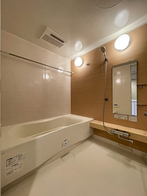 バス・シャワールーム　※写真は同タイプ住戸です。