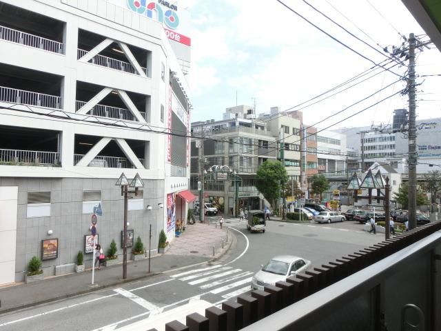 眺望　駅前