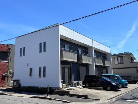 建物外観　Lucent House