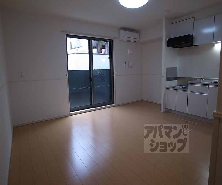 居室・リビング　広々したお部屋です。