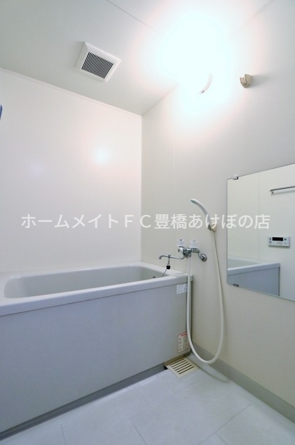 バス・シャワールーム　同型別部屋写真