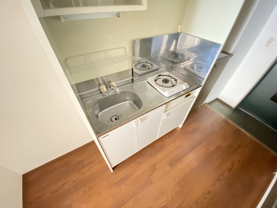 キッチン　※別部屋の写真です