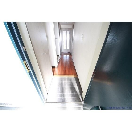 玄関　※別部屋写真