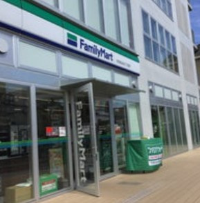 コンビニ　ファミリーマート文京目白台三丁目店（コンビニ）まで349m