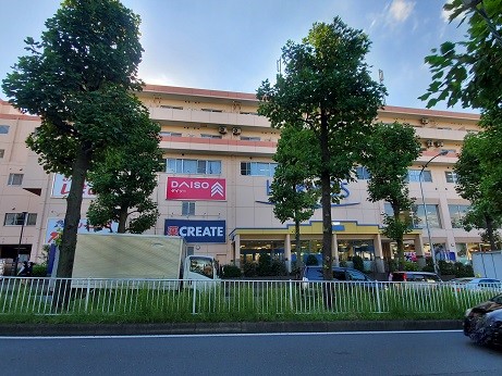 ドラックストア　クリエイトエス・ディーハーモス荏田店（ドラッグストア）まで424m