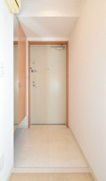 玄関　名古屋で一番初期費用の安い賃貸専門の不動産会社です(^^)